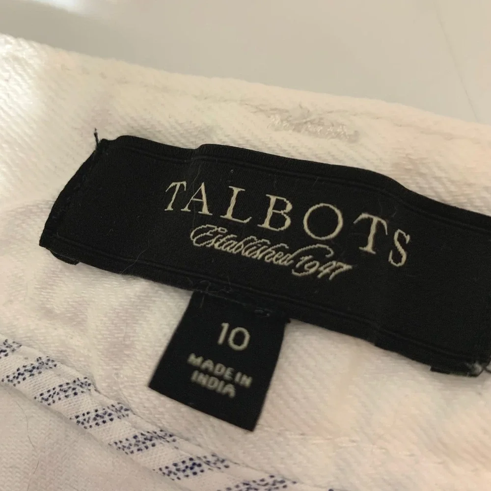 Talbots Denim Pencil Skirt 10 White Cotton Midi Preppy Coastal Classic Crisp